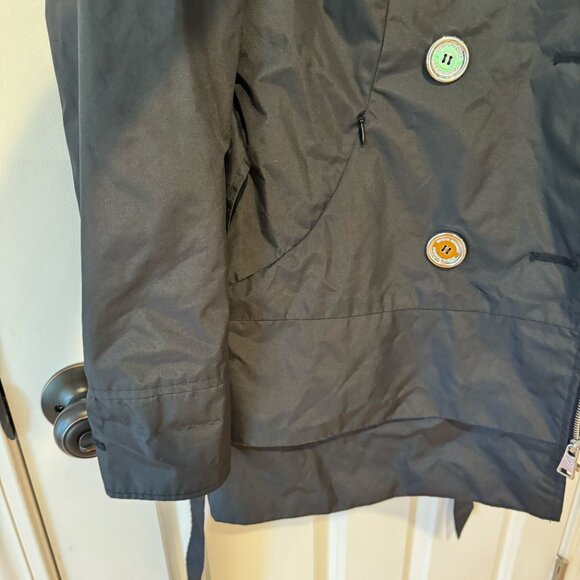 Black Steve Madden Light Weight Tiered Jacket - Size Small - Picture 4 of 6